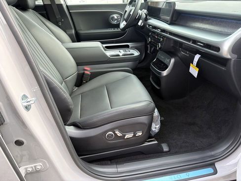 New 2026 Hyundai Ioniq 9 Calligraphy image 13