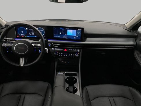 Certified 2025 Hyundai Sonata Limited FWD image 21