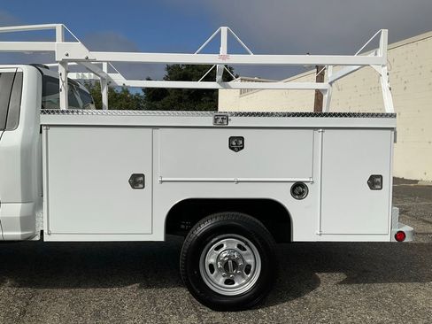 New 2025 Ford F350 XL w/ XL Chrome Package image 46