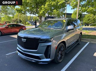 Used 2024 Cadillac Escalade V w/ LPO, ONYX Package AWD/4WD video 1