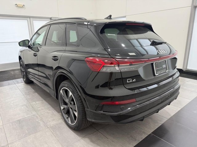 Used 2024 Audi Q4 e-tron Premium AWD/4WD image 3