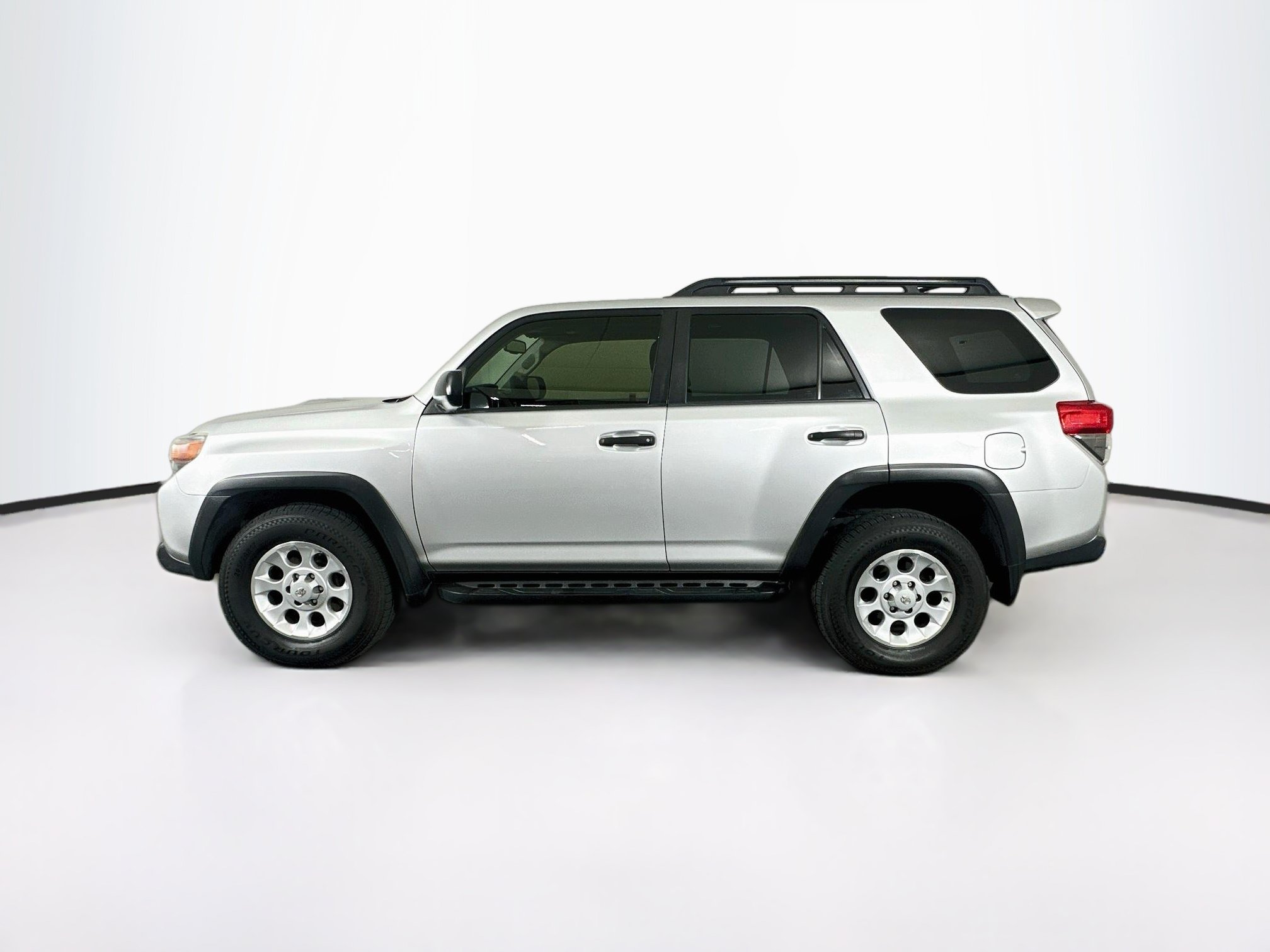 Used 2012 Toyota 4Runner Trail AWD/4WD image 4