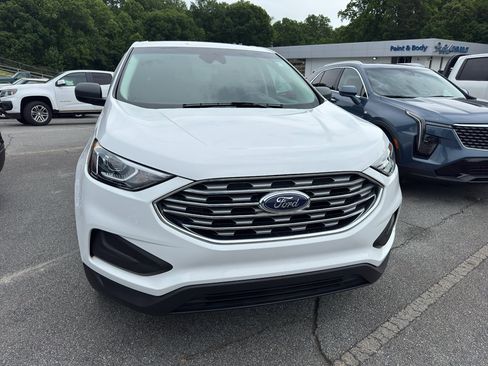 Used 2020 Ford Edge SE AWD/4WD image 2