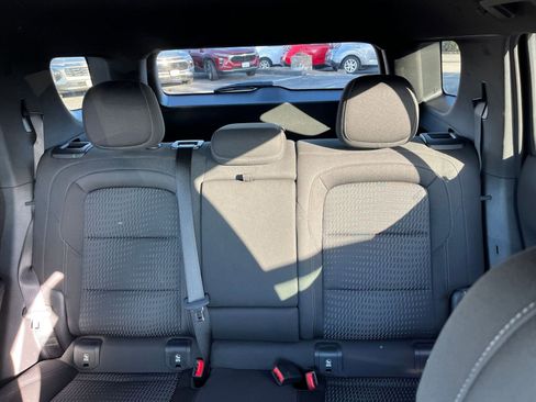 Used 2025 Chevrolet Equinox LT image 39