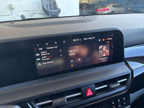 Used 2025 Kia Seltos S FWD image 21