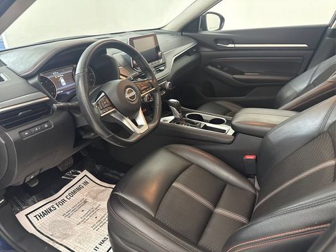 Used 2023 Nissan Altima 2.5 SR FWD image 15