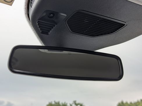 New 2025 Ford Escape SE w/ PHEV Premium Package image 29