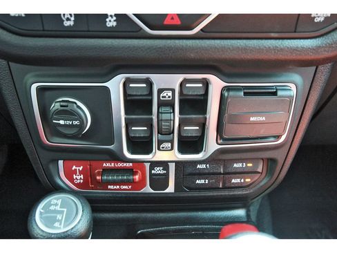 Used 2025 Jeep Wrangler Unlimited Sport AWD/4WD image 30