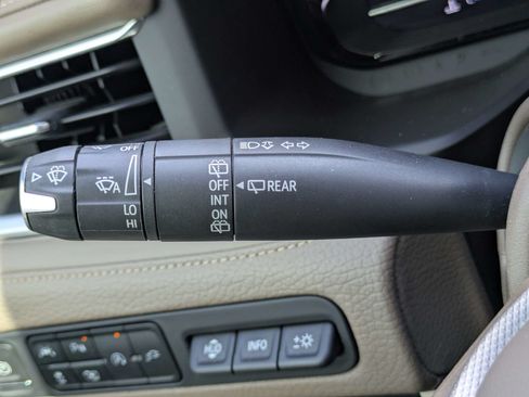 Used 2022 GMC Yukon XL Denali RWD image 23
