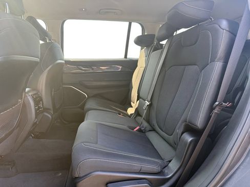 Used 2021 Jeep Grand Cherokee L Laredo w/ Luxury Tech Group I AWD/4WD image 13