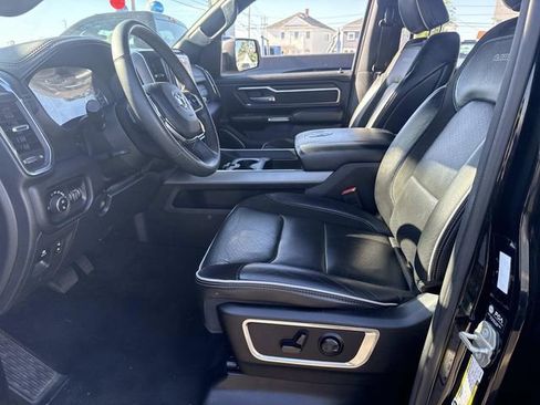 Used 2025 RAM 1500 Laramie AWD/4WD image 24