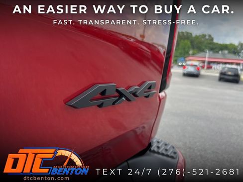New 2026 RAM 1500 4x4 Crew Cab image 36