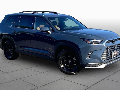 New 2026 Toyota Grand Highlander AWD Hybrid image 2
