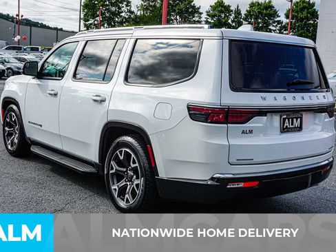 Used 2023 Jeep Wagoneer Series III w/ Preferred Equipment Group image 5