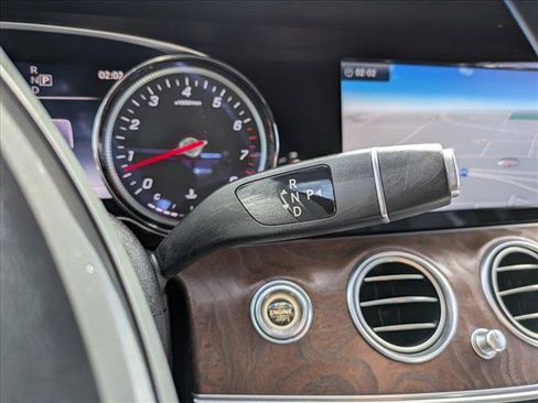 Used 2017 Mercedes-Benz E 300 image 12