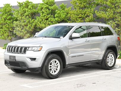Used 2020 Jeep Grand Cherokee Laredo