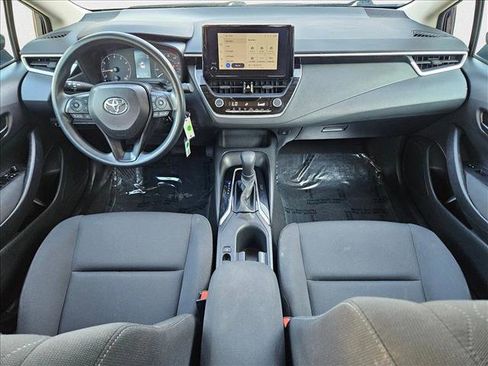 Used 2023 Toyota Corolla LE image 17