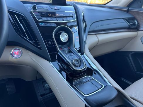 Used 2023 Acura RDX Advance Package image 25