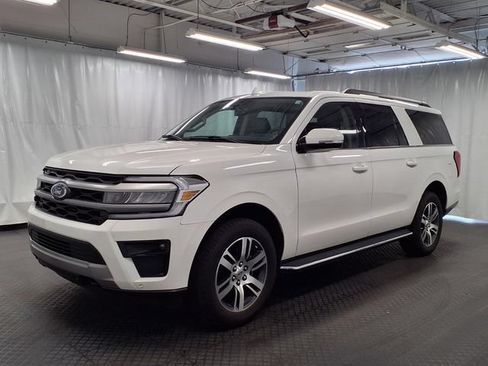 Used 2023 Ford Expedition Max XLT AWD/4WD image 9