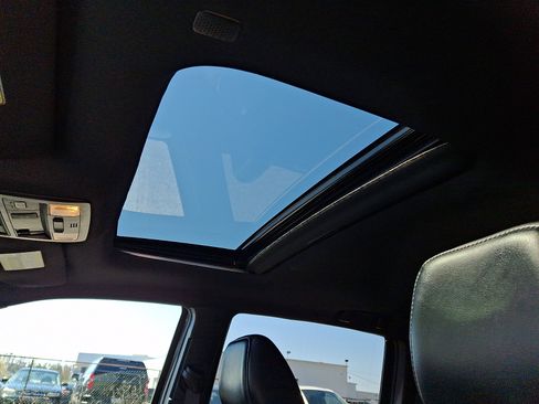 Used 2023 Toyota Tacoma TRD Off-Road w/ TRD Premium Off Road Package image 14