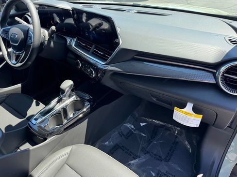 New 2026 Chevrolet Trax ACTIV w/ Driver Confidence Package FWD image 7