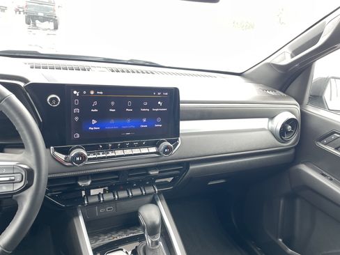 Used 2023 Chevrolet Colorado LT w/ LT Convenience Package III image 16