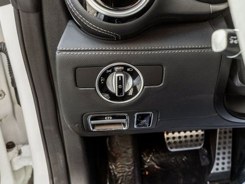 Used 2018 Mercedes-Benz AMG GT Roadster w/ Lane Tracking Package image 19