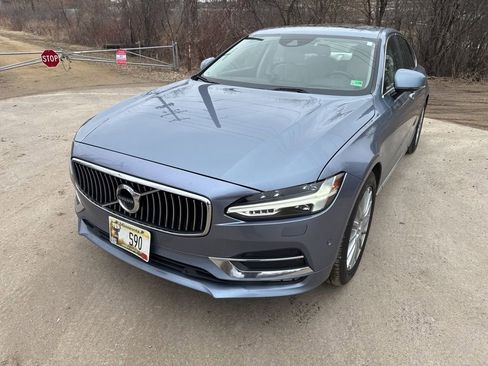 Used 2017 Volvo S90 T6 Inscription w/ Vision Package image 18