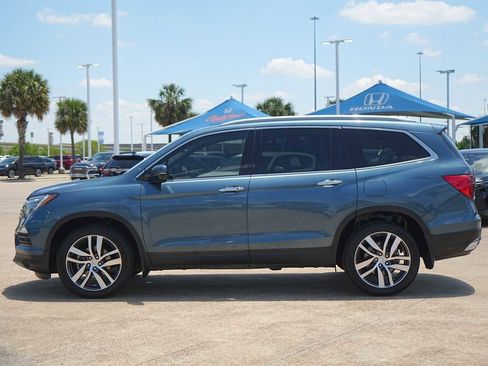 Used 2017 Honda Pilot Elite image 3