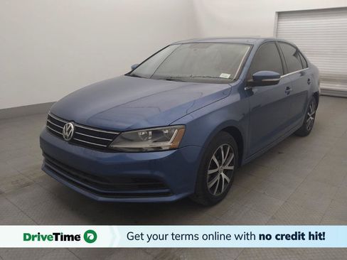 Used 2017 Volkswagen Jetta SE FWD image 1
