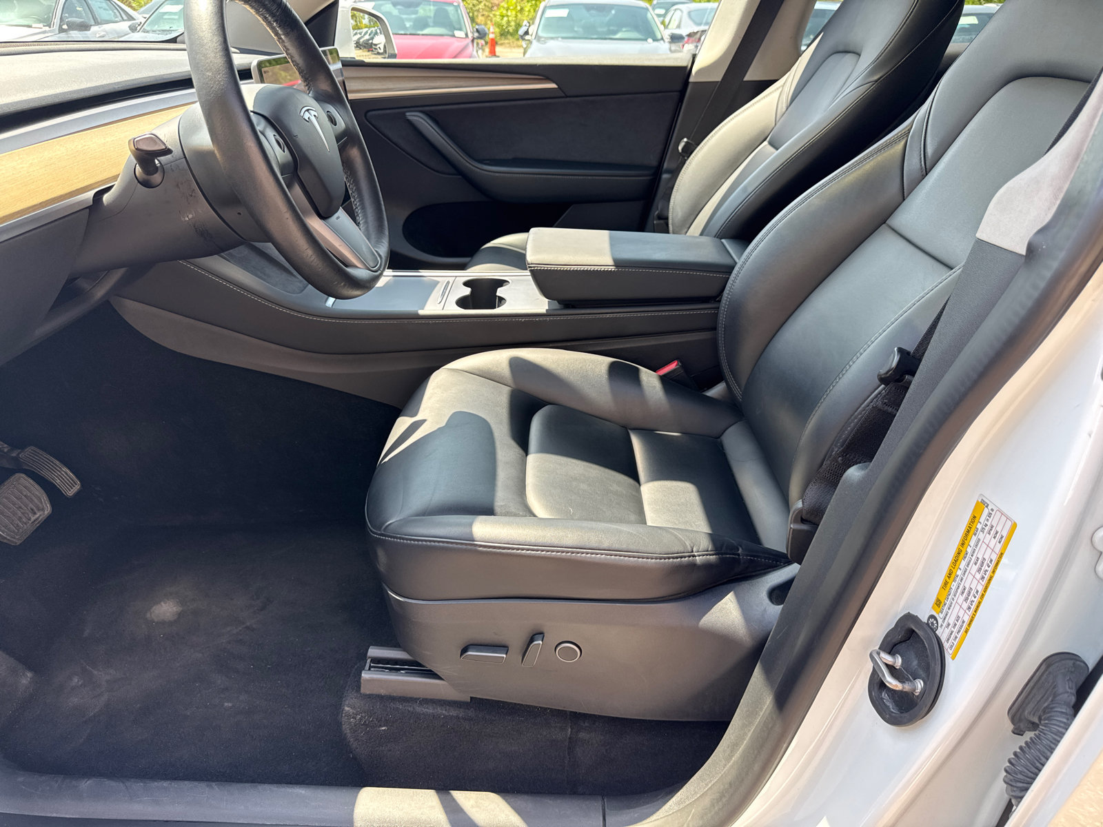Used 2023 Tesla Model Y Long Range AWD/4WD image 9