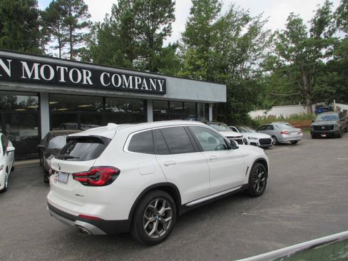 Used 2022 BMW X3 xDrive30i w/ Convenience Package AWD/4WD image 5
