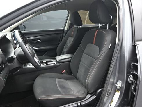 Used 2023 Nissan Sentra SR FWD image 10