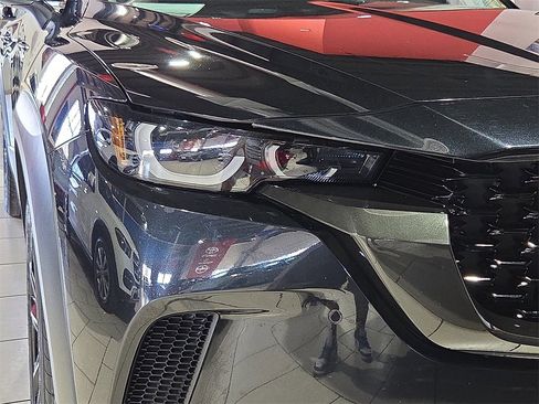 Used 2024 MAZDA CX-50 2.5 Turbo w/ Cargo Package image 9