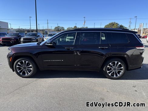 Used 2023 Jeep Grand Cherokee L Overland w/ Rear Seat Video Group I image 7