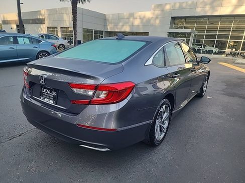 Used 2018 Honda Accord EX image 5
