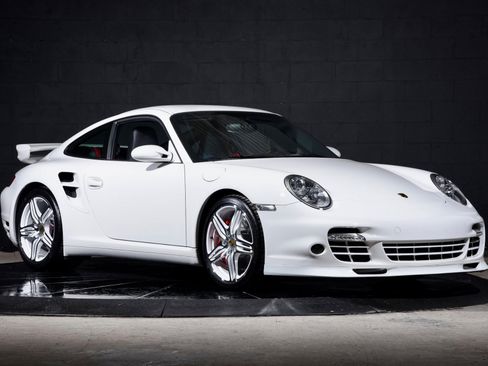 Used 2009 Porsche 911 Turbo AWD/4WD image 12