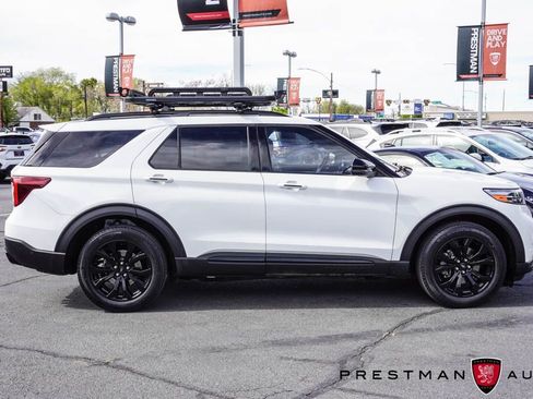 Used 2020 Ford Explorer ST w/ Premium Technology Package image 26