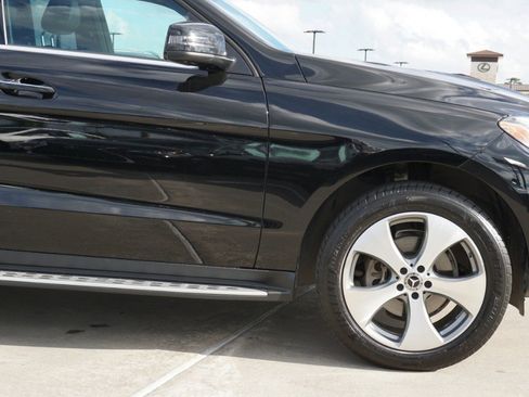 Used 2018 Mercedes-Benz GLE 350 image 9