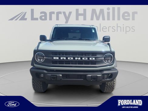 Used 2024 Ford Bronco Black Diamond AWD/4WD image 8