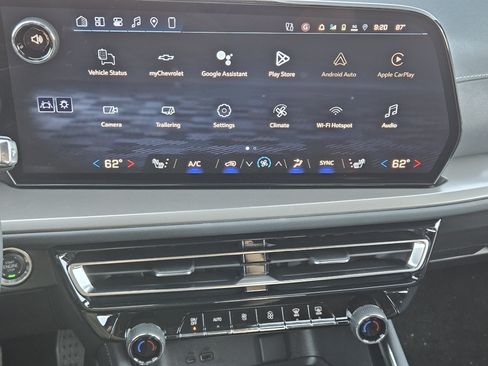 New 2026 Chevrolet Traverse LT FWD image 12