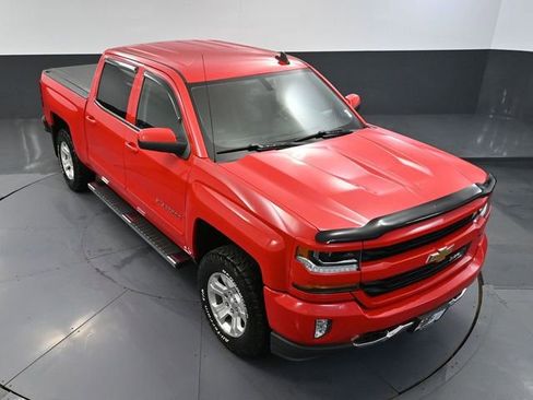 Used 2018 Chevrolet Silverado 1500 LT w/ All Star Edition image 57