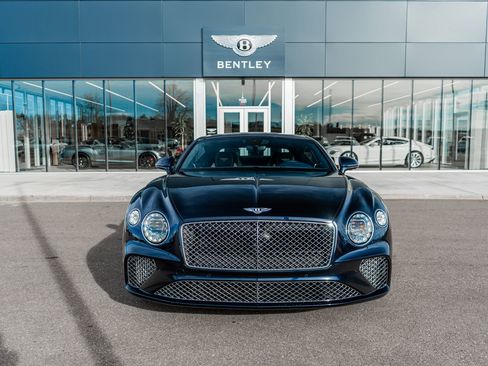 Used 2022 Bentley Continental GT image 17