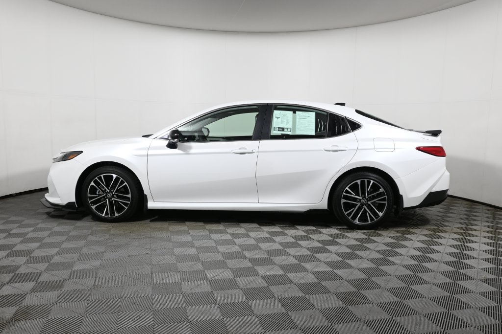 Used 2026 Toyota Camry XLE w/ Premium Plus Package AWD/4WD image 2