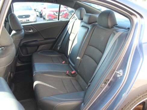 Used 2016 Honda Accord Sport image 14