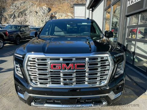 Used 2026 GMC Yukon Denali w/ Sun & Power Step Package image 4