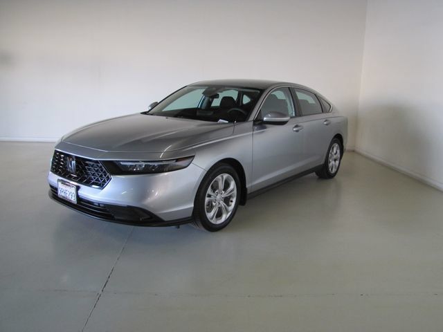 Certified 2024 Honda Accord LX image 3