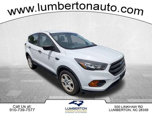 Used 2018 Ford Escape S FWD image 1