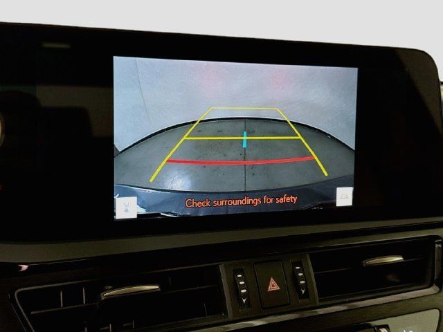 Used 2024 Lexus ES 300h w/ Premium Package FWD image 14