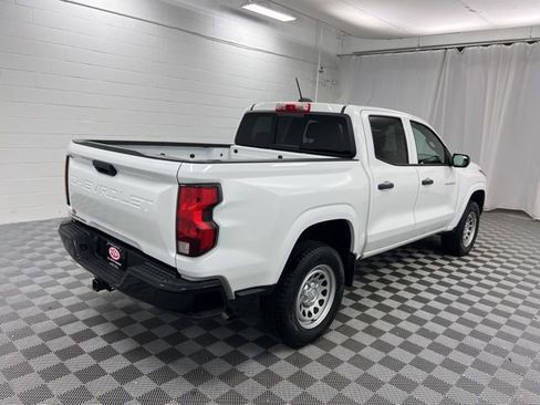 Used 2023 Chevrolet Colorado W/T image 5